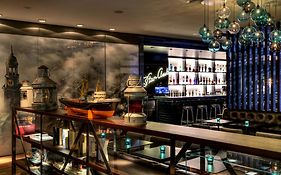 Motel One Am Michel  3*